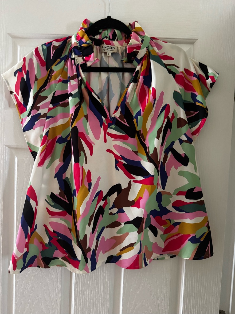 crosby. Multicolor Abstract V-Neck Cap Sleeve Blouse
